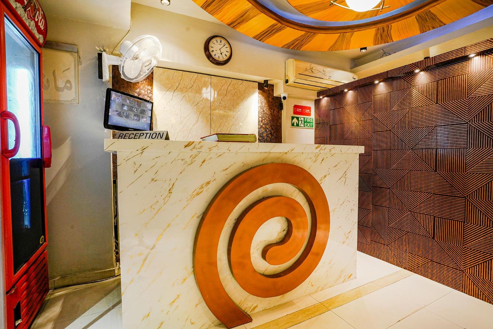 Fabexpress Amber Corp Inn - Nr Nesco Exhibition Center مومباي المظهر الخارجي الصورة