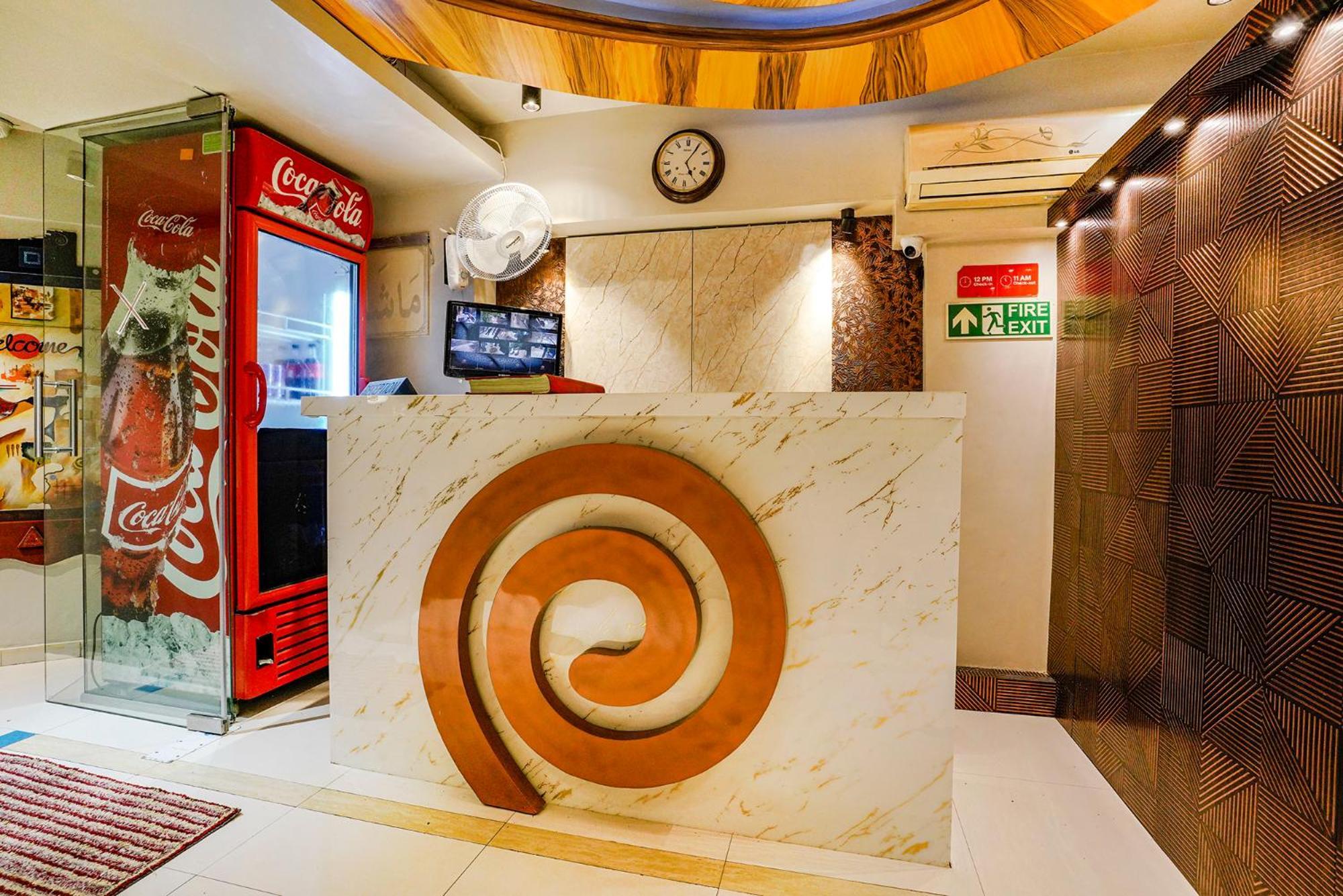 Fabexpress Amber Corp Inn - Nr Nesco Exhibition Center مومباي المظهر الخارجي الصورة
